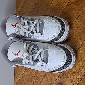 Jordan 3 fire red size 1.5 PS